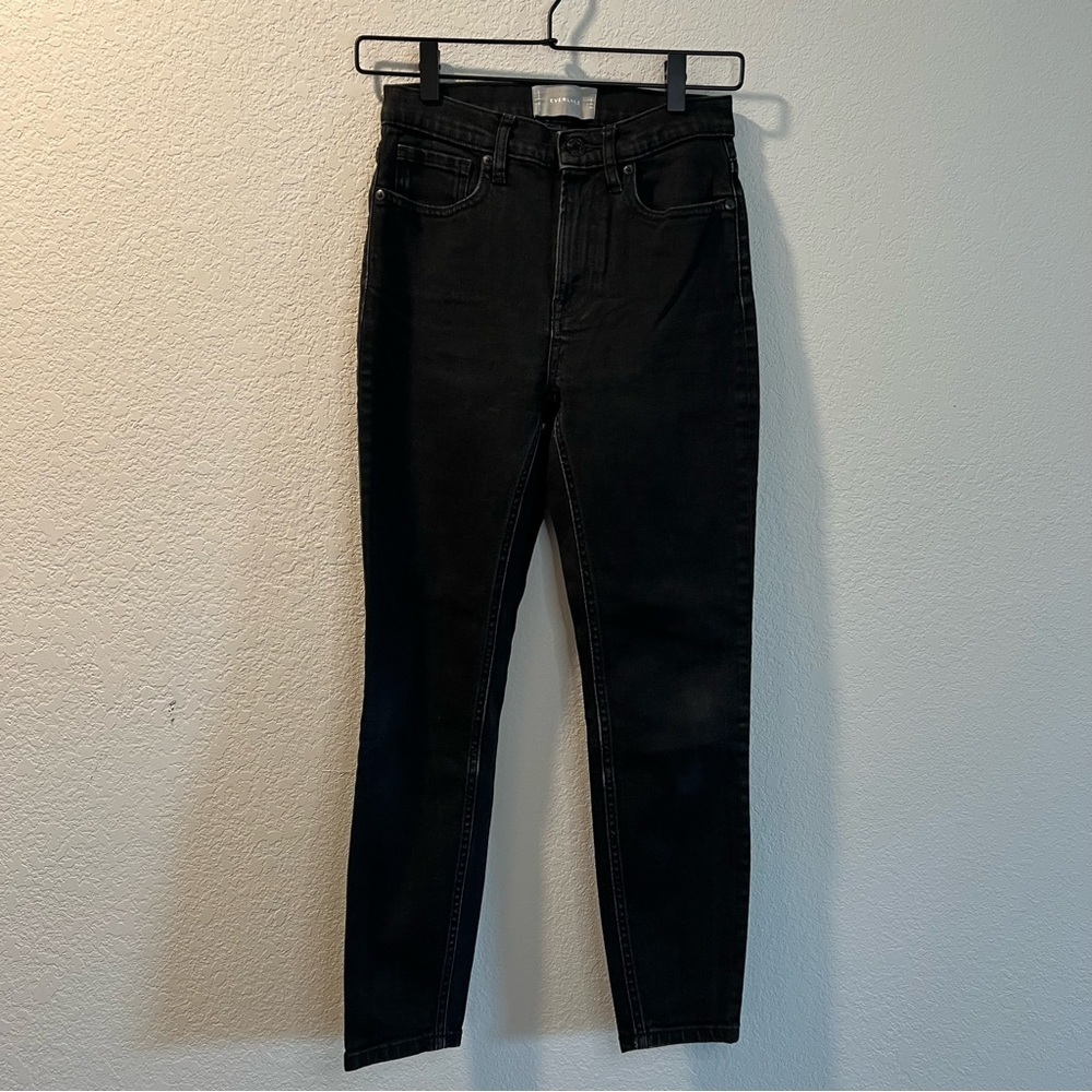 Women’s Everlane Black skinny ankle jeans size 26